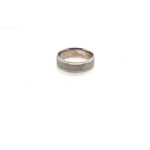 14K White Gold Wedding Band