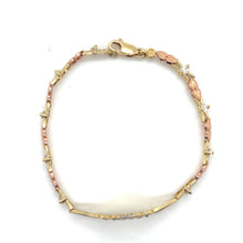 Load image into Gallery viewer, 14k Gold &quot;15 years&quot; Crown Bracelet