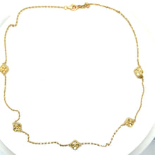 Load image into Gallery viewer, 10k Gold Clover Necklace