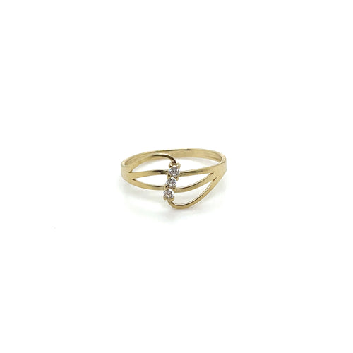 10k Gold Lines Heart Ring