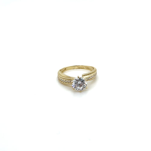 10k Gold Clear Round Engagement Ring