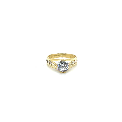 10k Gold Round Engagement Ring