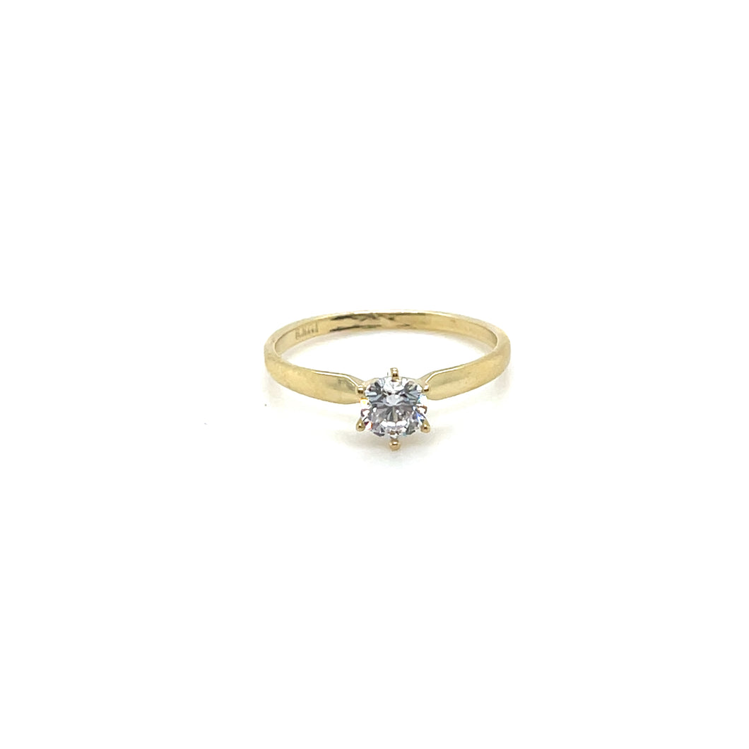 10k Gold Round Engagement Ring