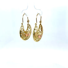 Load image into Gallery viewer, 10k Gold Butterfly Basket Earrings